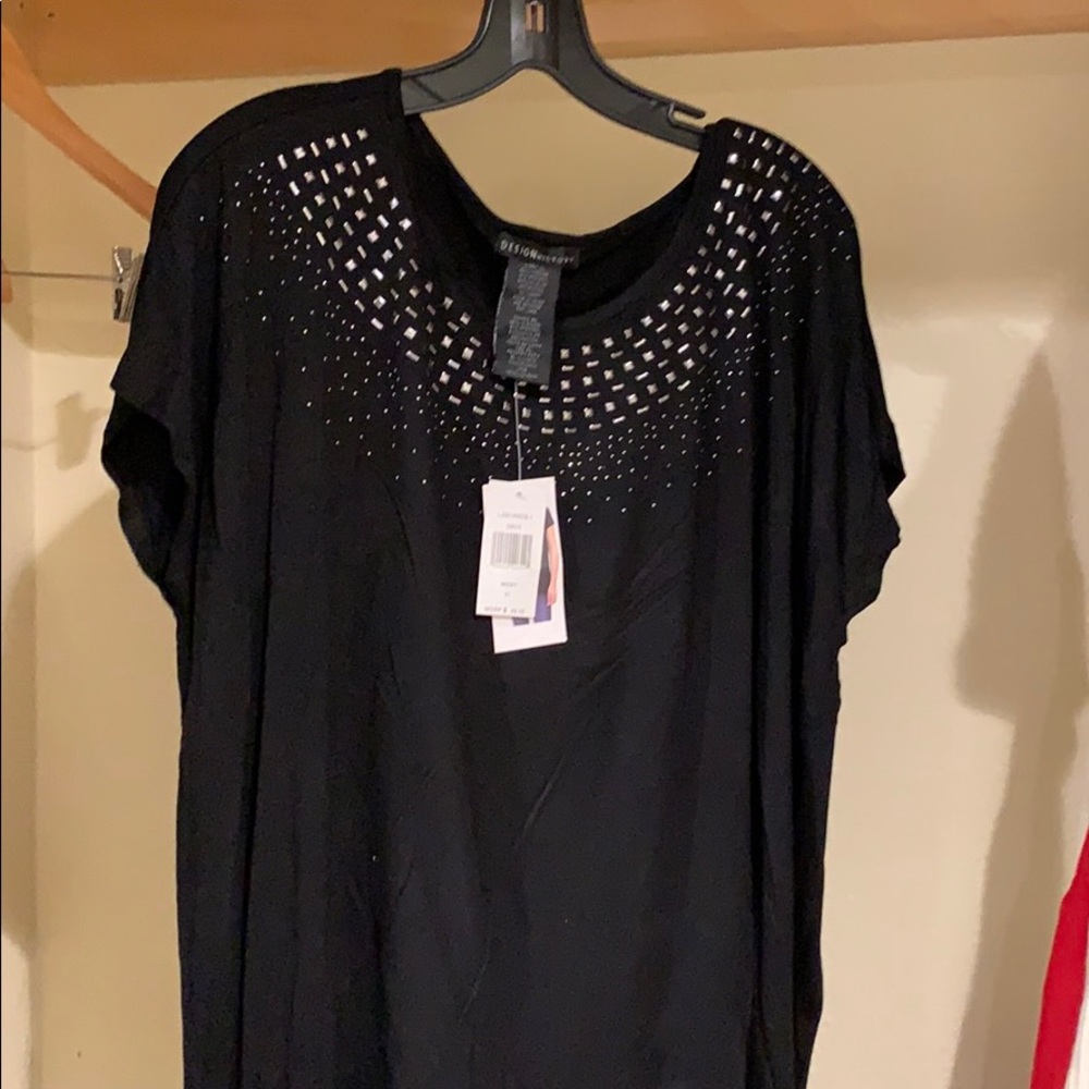 Black design history blouse